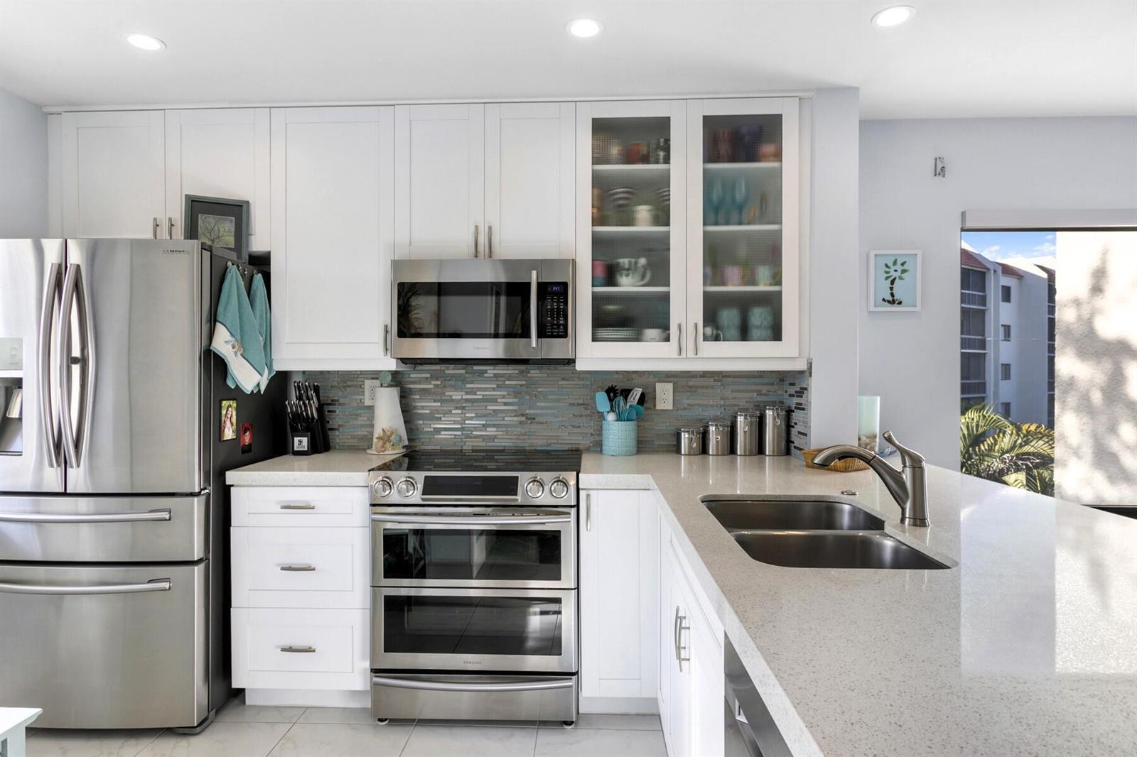 2550 Presidential Way # 301, West Palm Beach FL 33401 photo 3