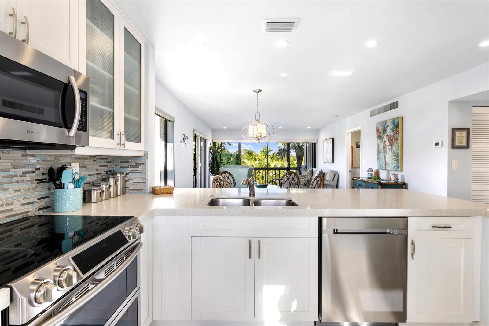 2550 Presidential Way # 301, West Palm Beach FL 33401 photo 4