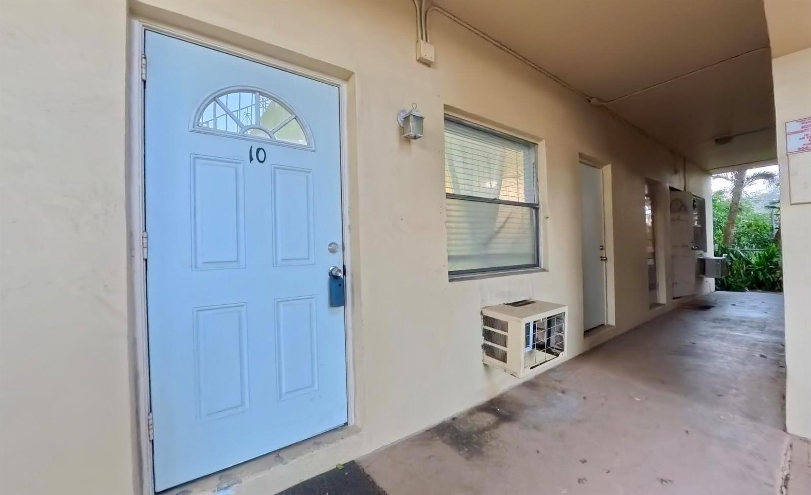 2621 Grant Street # 10a, Hollywood FL 33020 photo 2
