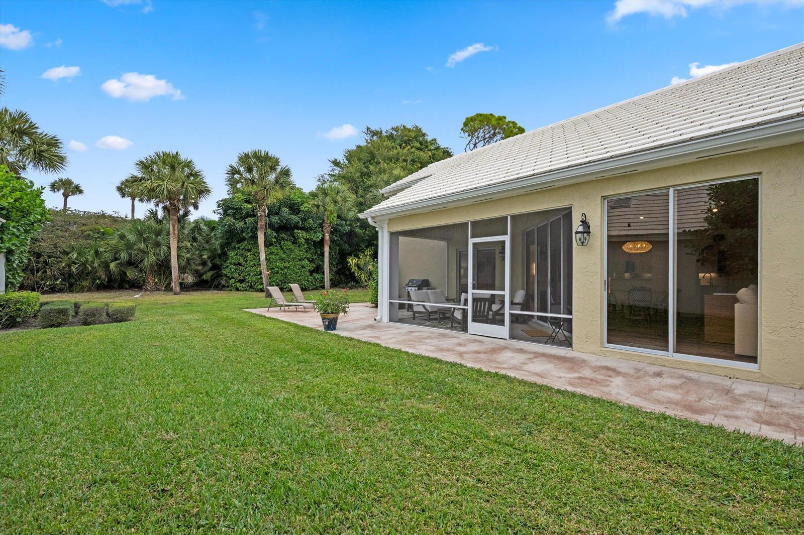 9221 Heathridge Drive, West Palm Beach FL 33411 photo 4