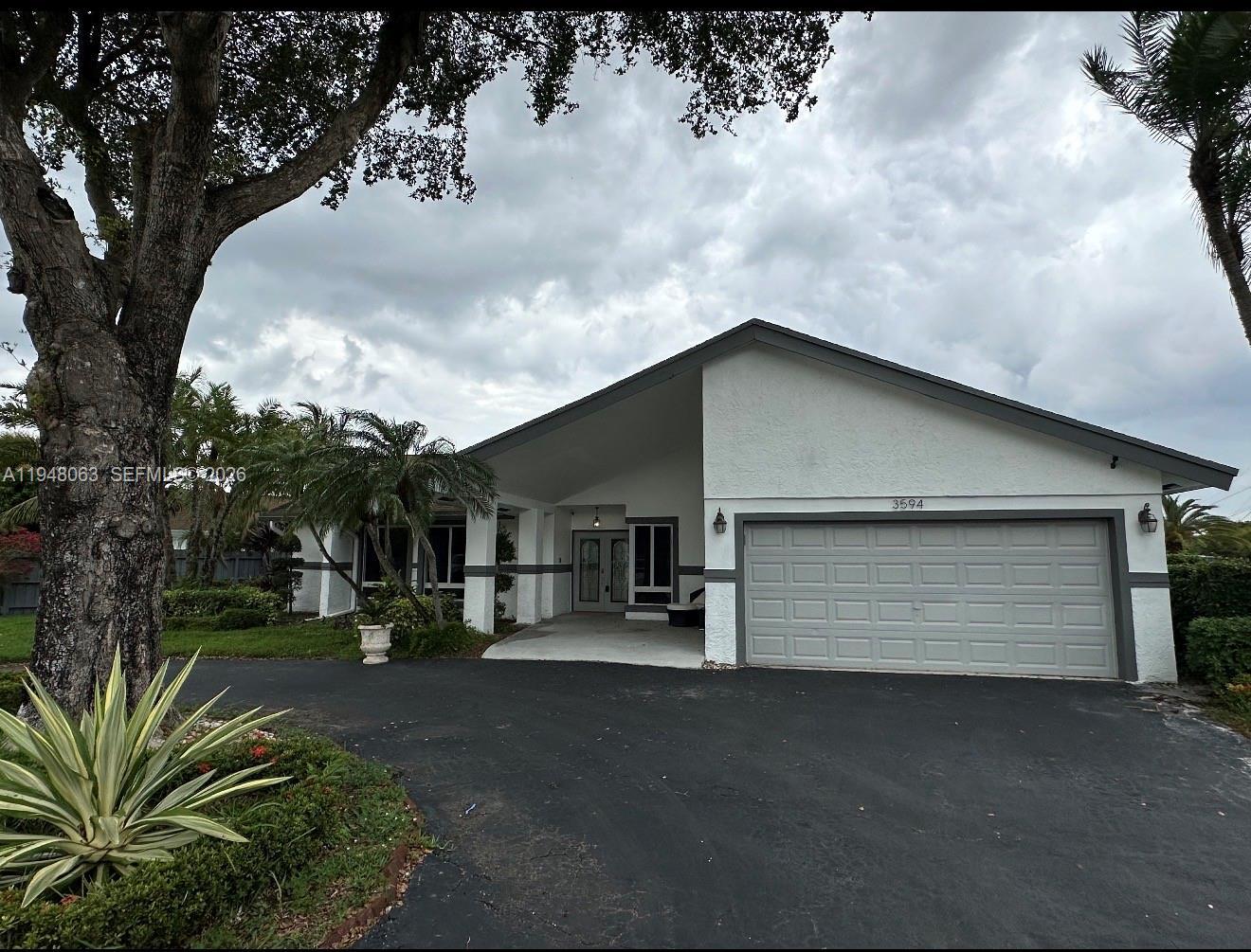 3594 SW 69th Ave, Miramar FL 33023