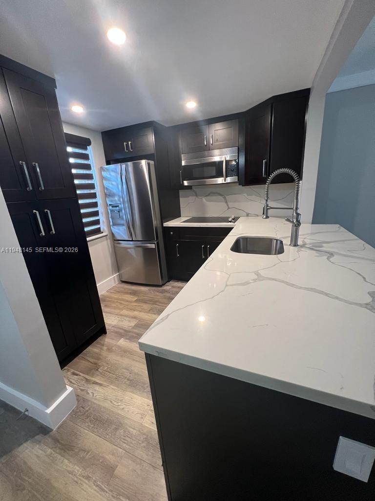 9440 Fontainebleau Blvd # 213, Miami FL 33172 photo 3