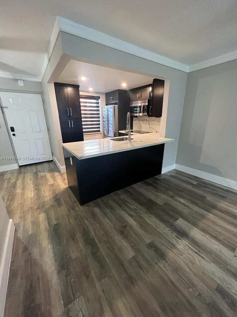 9440 Fontainebleau Blvd # 213, Miami FL 33172 photo 5