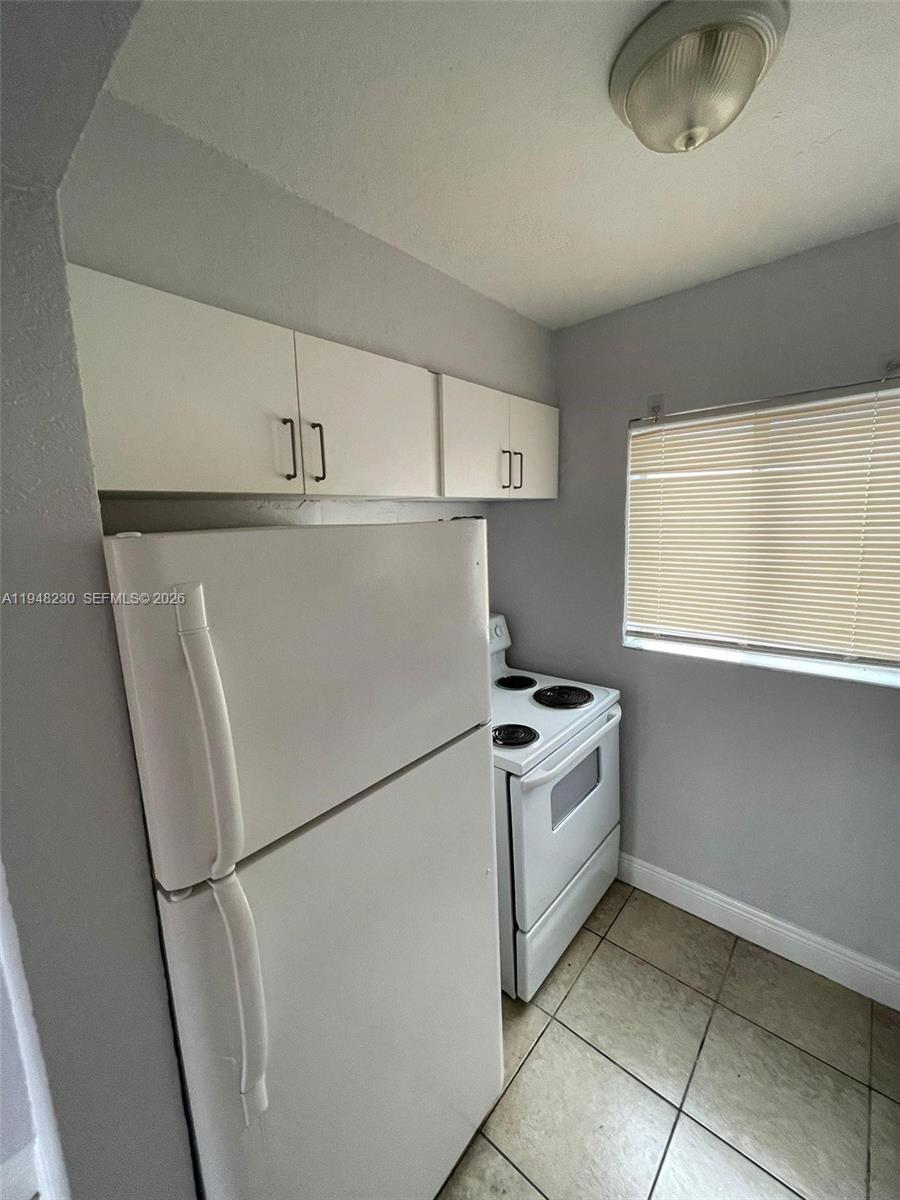 2330 NW 11th St # 9, Miami FL 33125 photo 5
