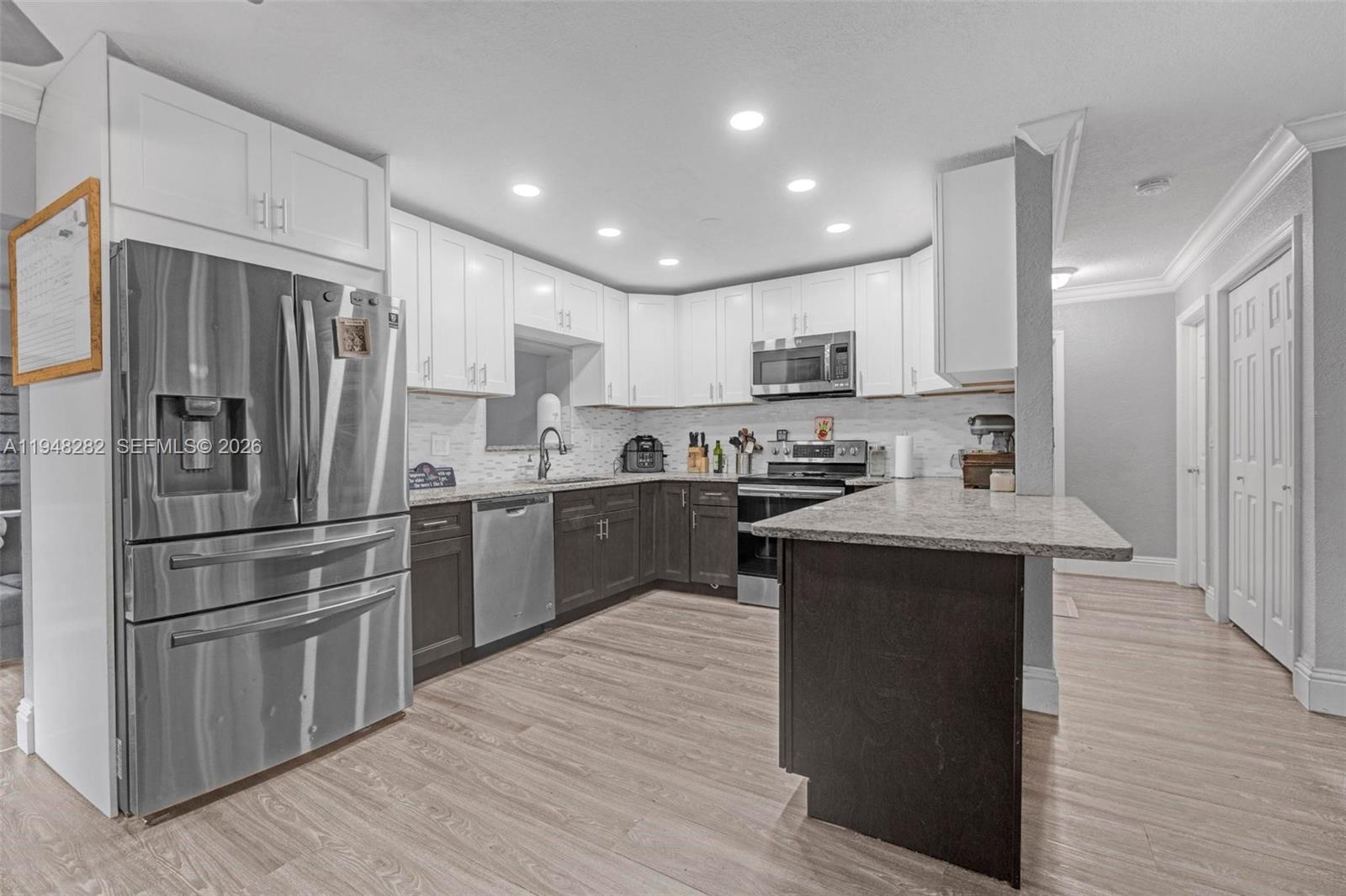 131 SE 11th St, Deerfield Beach FL 33441 photo 3