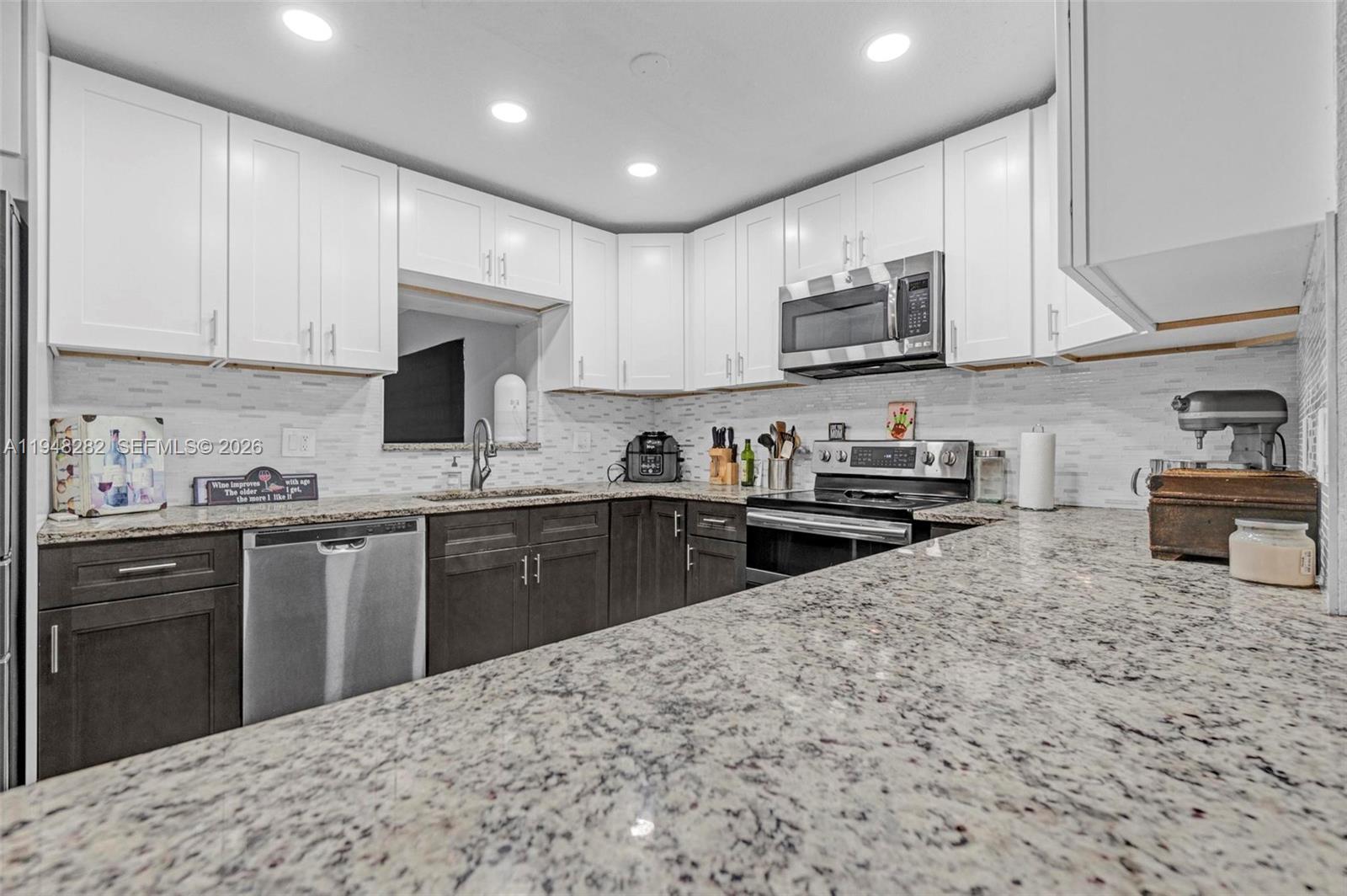 131 SE 11th St, Deerfield Beach FL 33441 photo 5