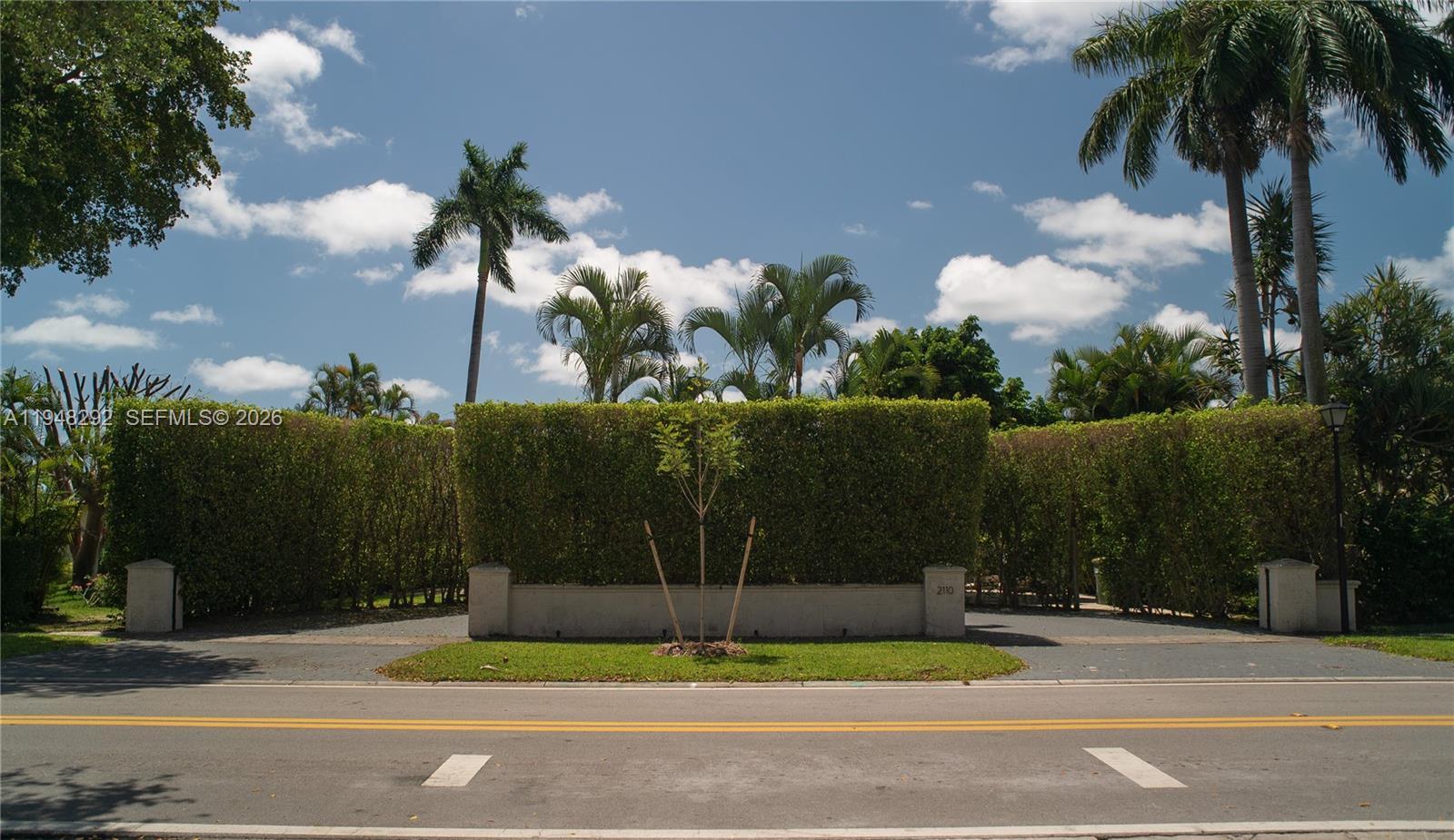 2110 Keystone Blvd, North Miami FL 33181 photo 3