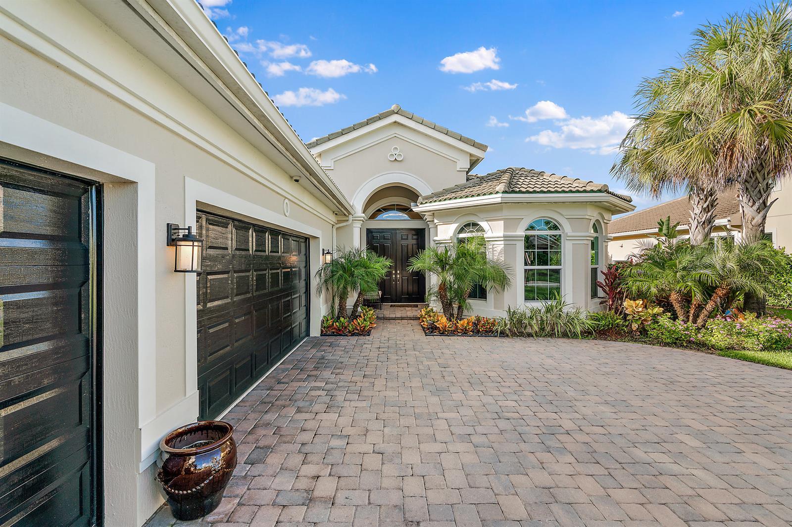 279 Carina Drive, Jupiter FL 33478 photo 2