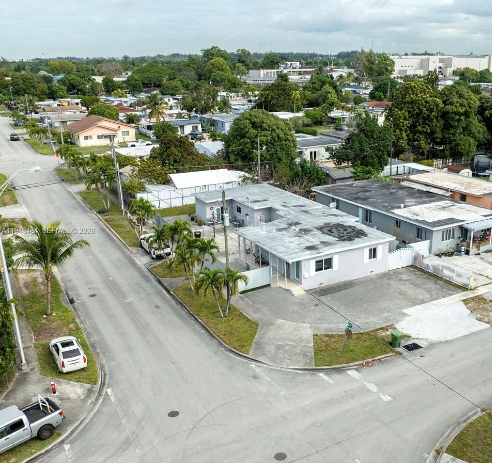 201 E 44th St, Hialeah FL 33013 photo 3