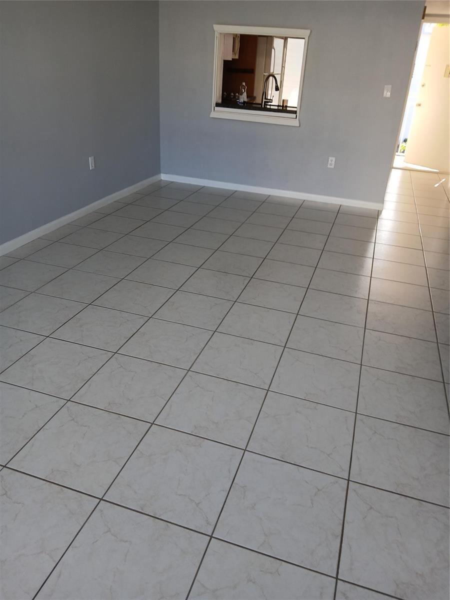 1891 S Ocean Drive # 303, Hallandale Beach FL 33009 photo 4