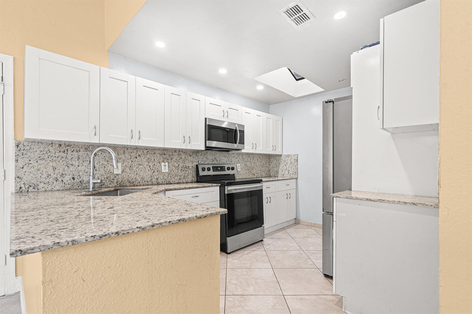 4134 NW 2nd Lane, Delray Beach FL 33445 photo 4