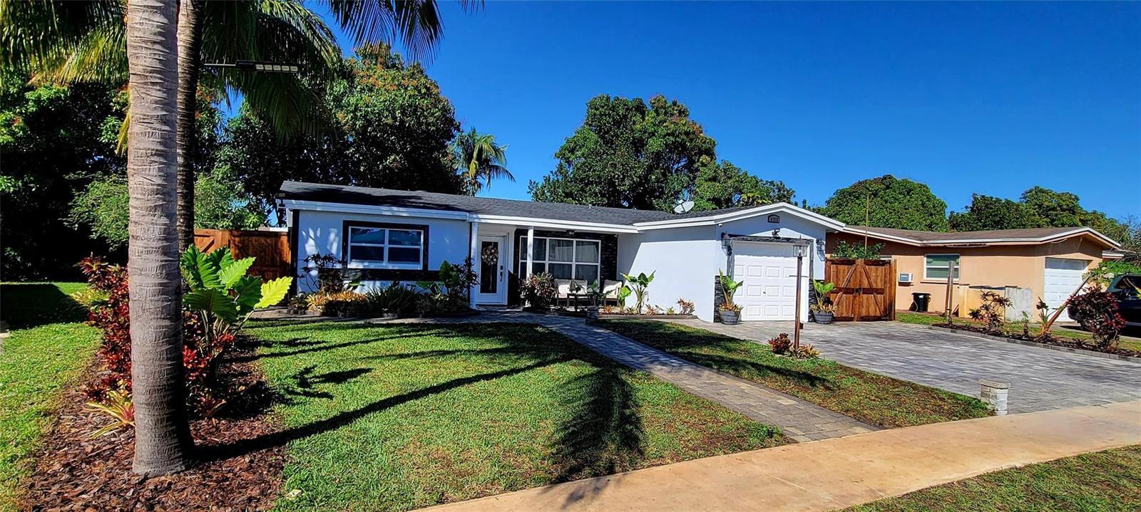 4153 NW 47th Terrace, Lauderdale Lakes FL 33319 photo 2