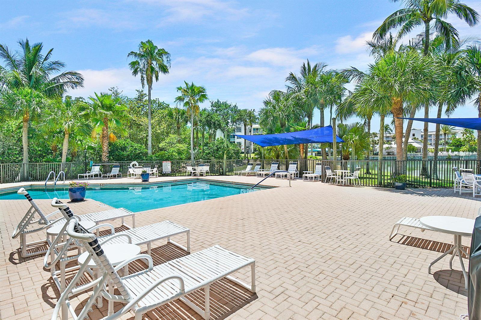 221 NE Plantation Road # 211, Stuart FL 34996 photo 2