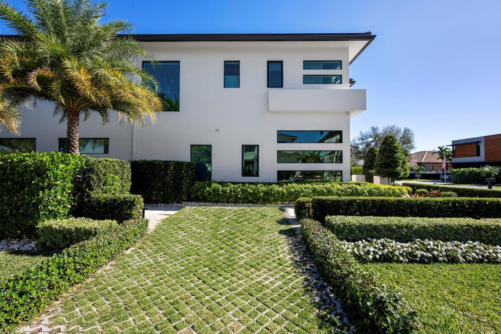 401 NE 2nd Street, Boca Raton FL 33432 photo 5
