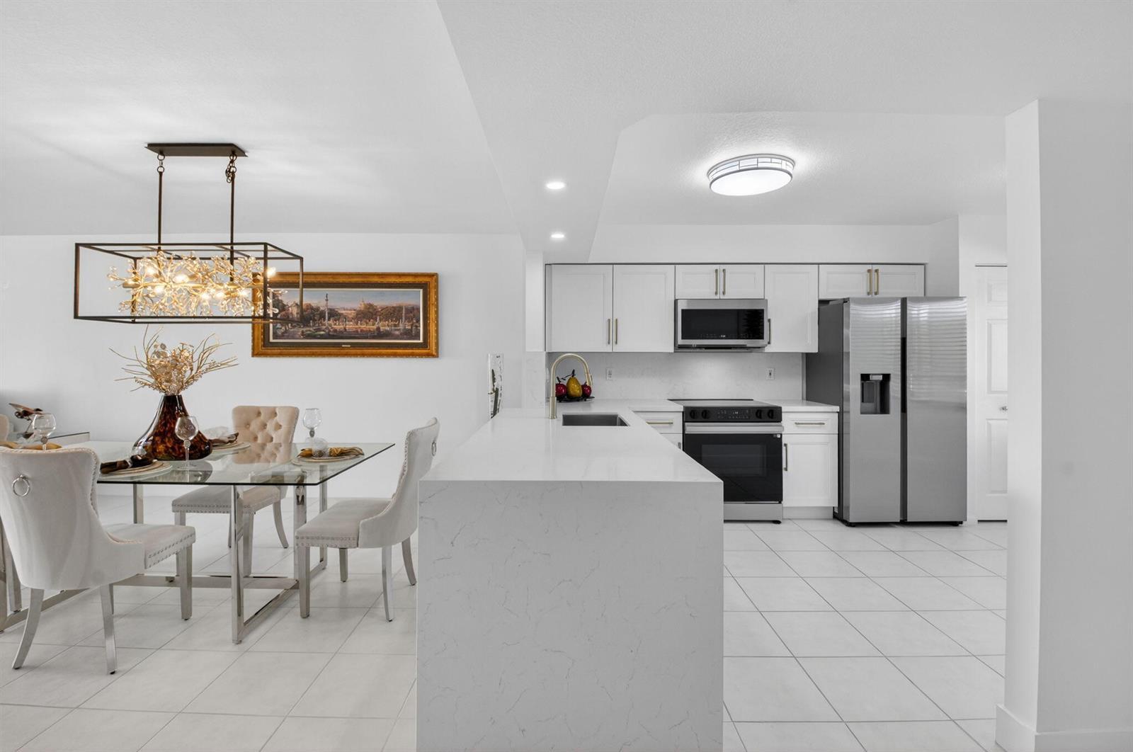 5778 Crystal Shores Drive # 406, Boynton Beach FL 33437 photo 3