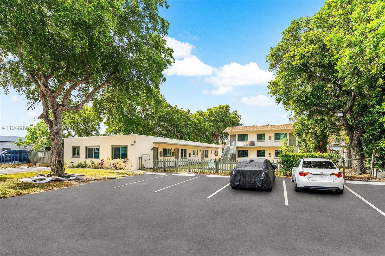 620 SW 7th St #1-7, Pompano Beach FL 33060