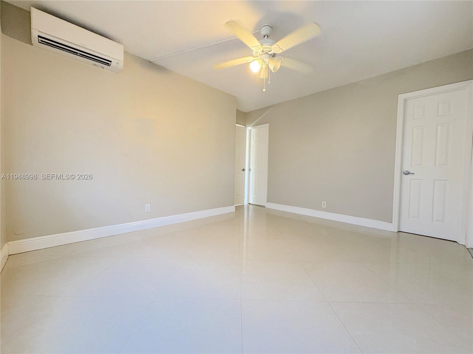 2901 Middle River Dr # 7, Fort Lauderdale FL 33306 photo 4