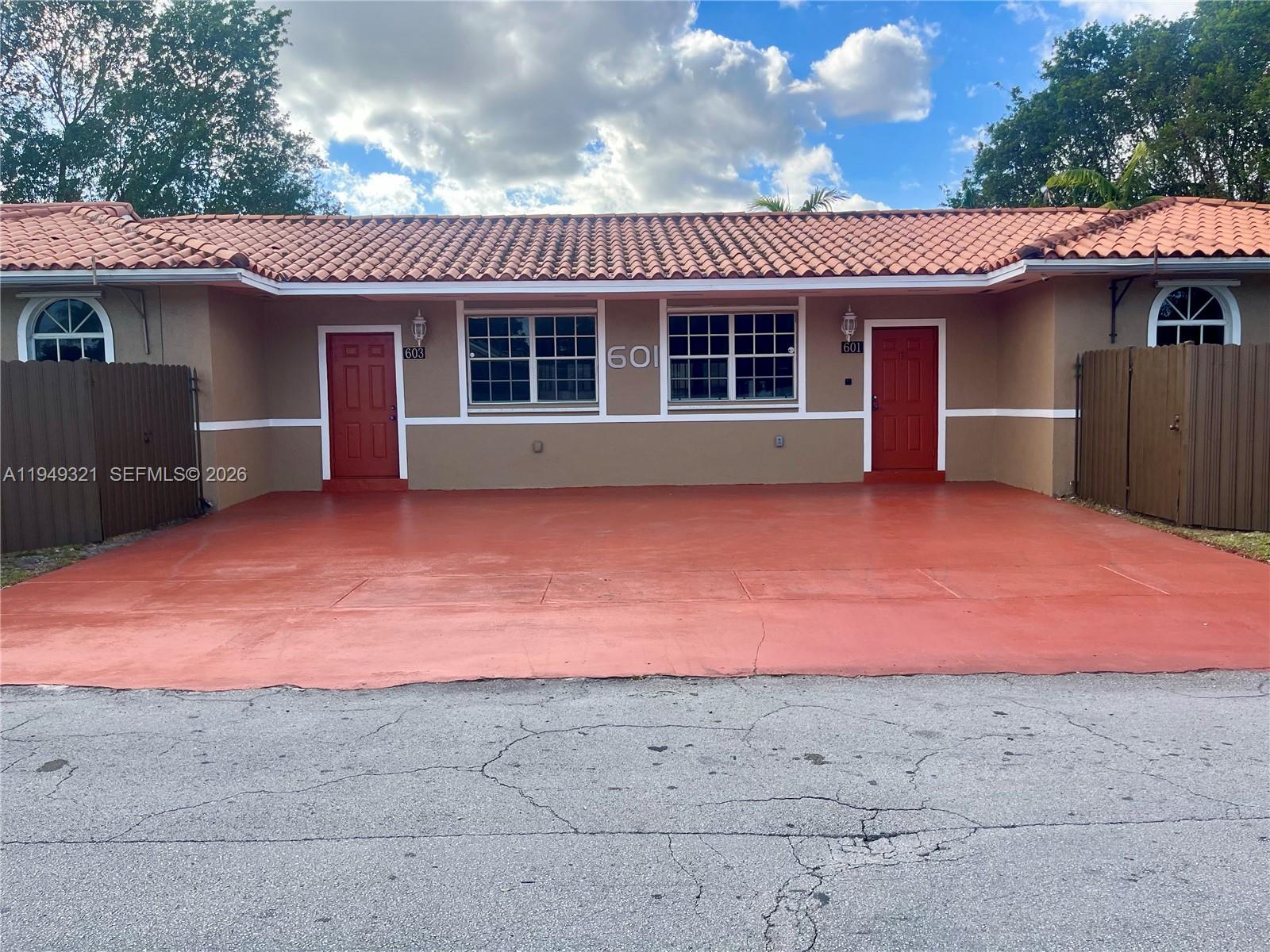603 NW 97th St # 603, Miami FL 33150 photo 2
