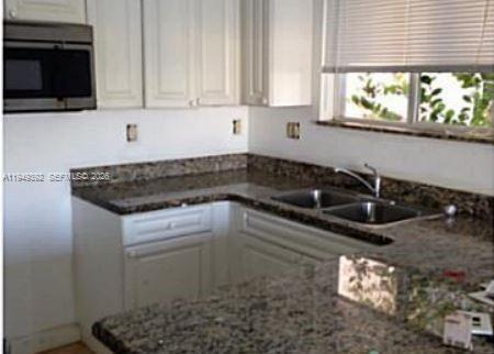 3125 SE 2nd Dr, Homestead FL 33033 photo 3