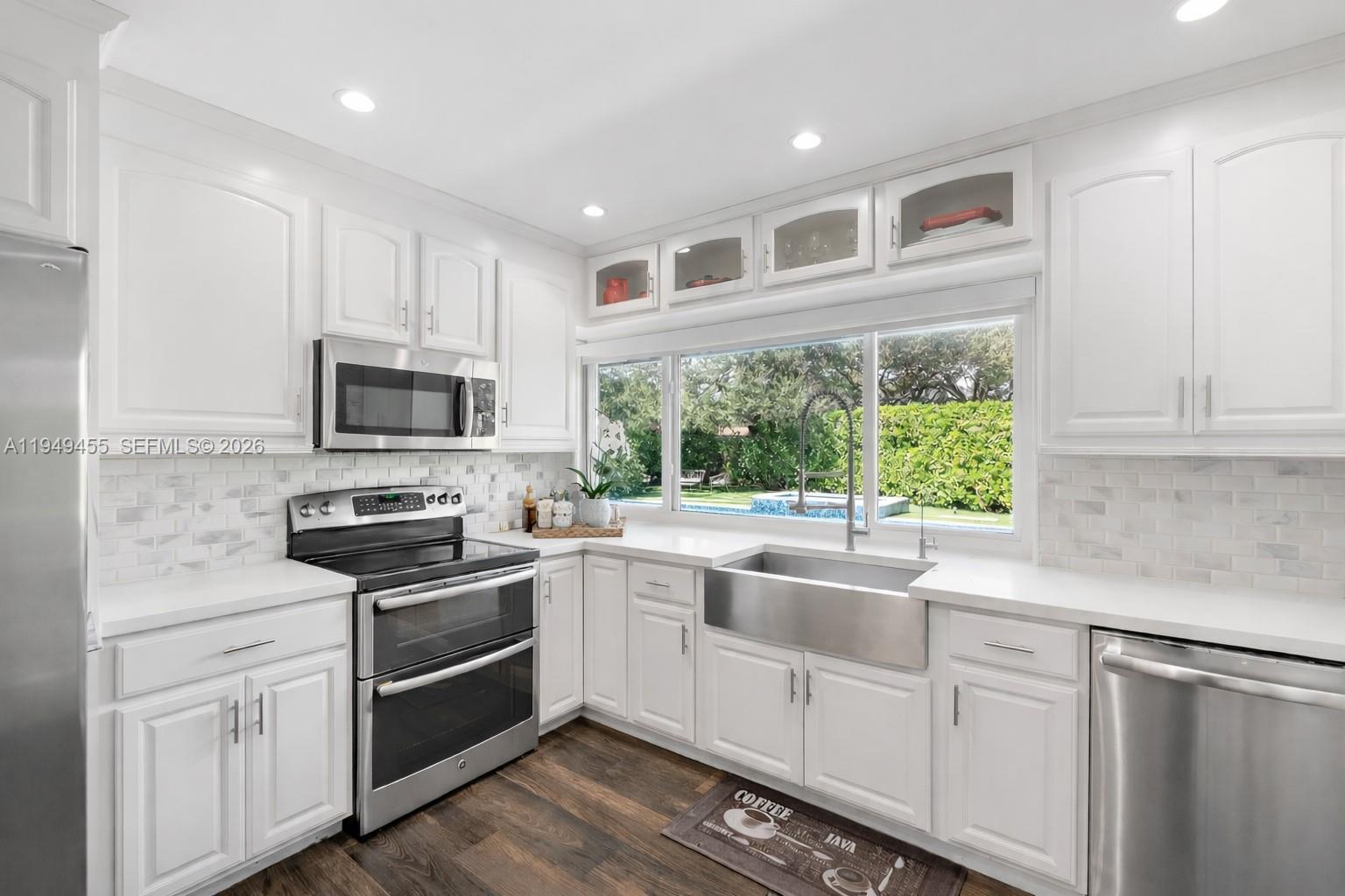 7601 SW 165th Ter, Palmetto Bay FL 33157 photo 5