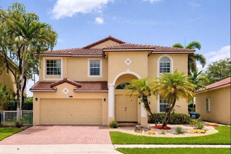 1423 SW 158th Avenue, Pembroke Pines FL 33027