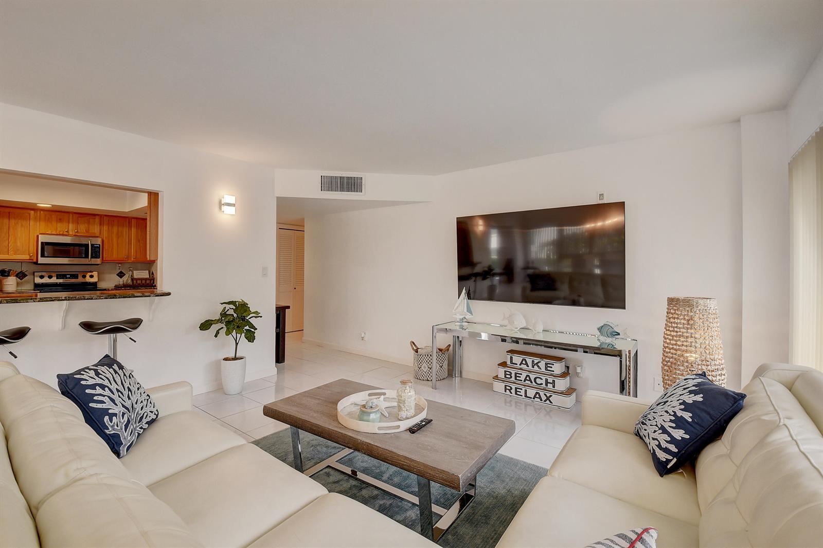 2066 N Ocean Boulevard, Boca Raton FL 33431 photo 4