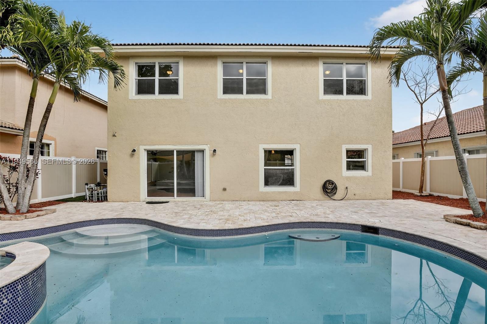 2216 NW 72nd Ter, Pembroke Pines FL 33024 photo 4