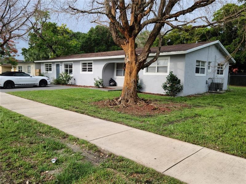 736 NW 2nd Avenue, Fort Lauderdale FL 33311 photo 4