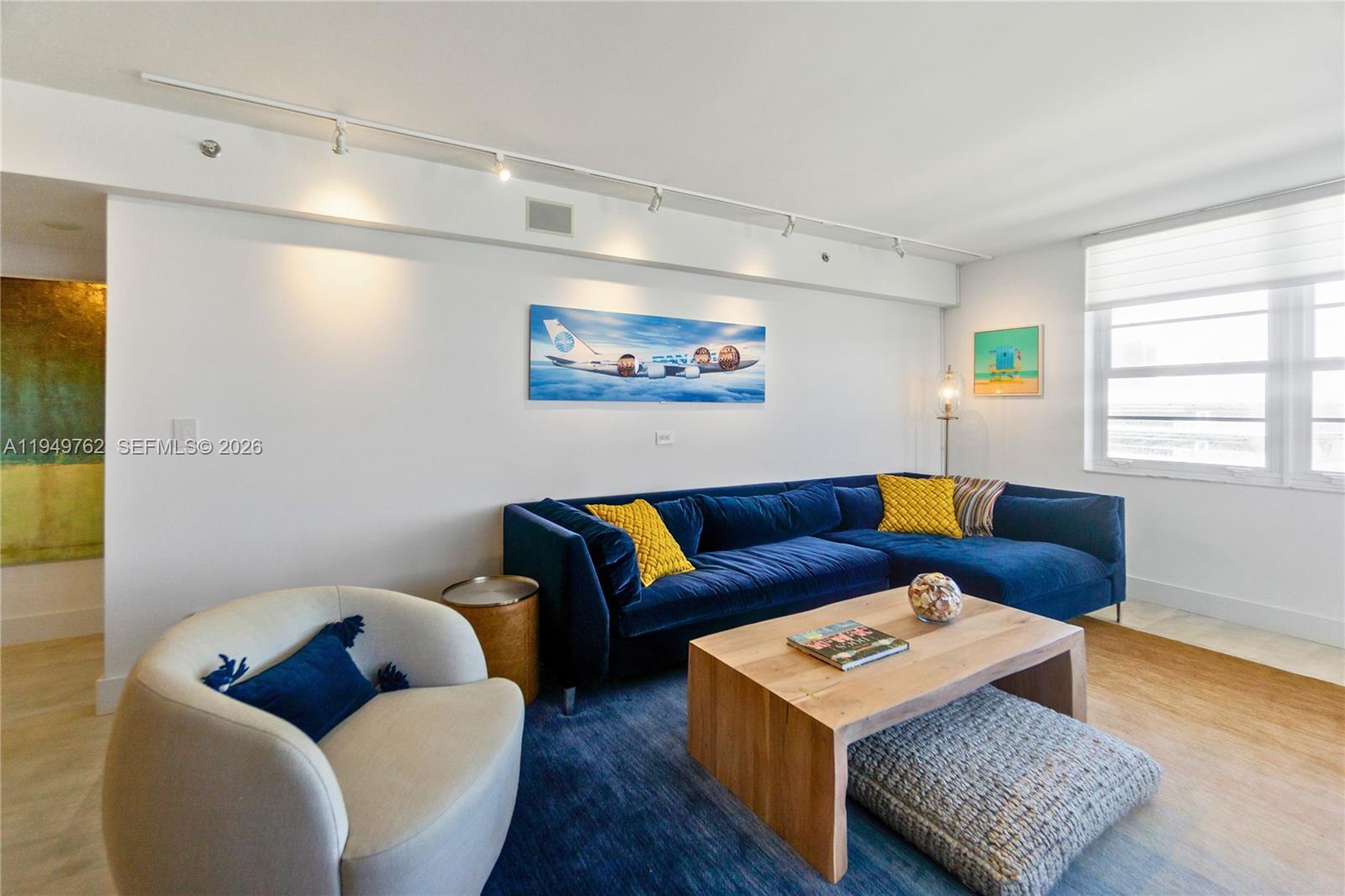 100 Lincoln Rd # 1447, Miami Beach FL 33139 photo 4