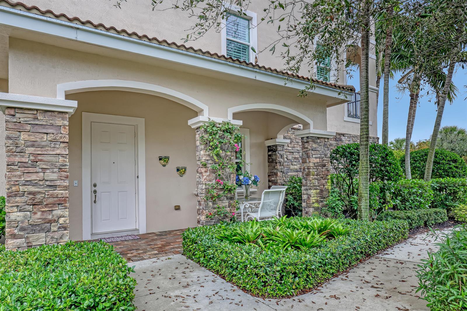 13519 Treasure Cove Circle, North Palm Beach FL 33408 photo 2