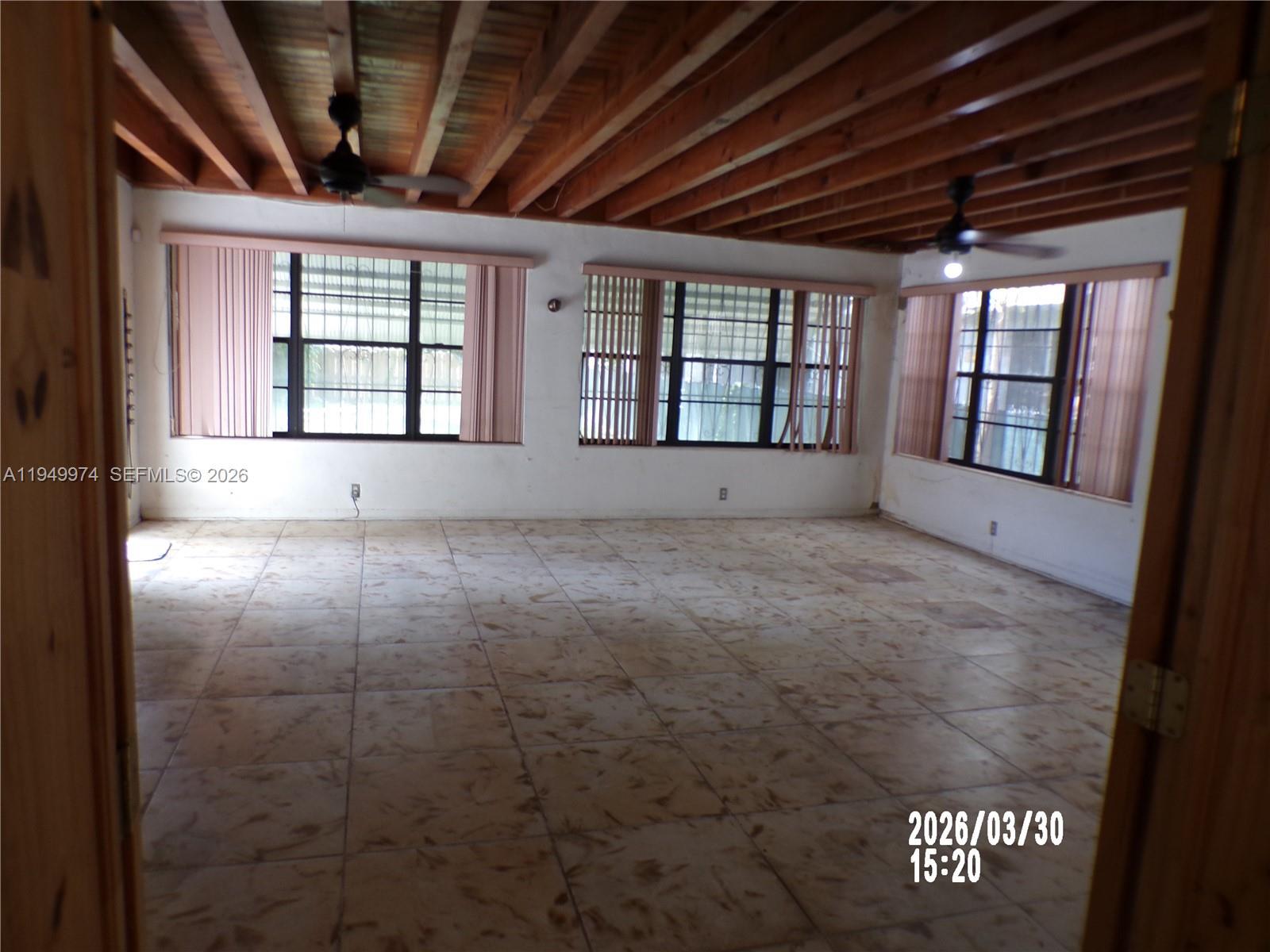 424 NE 72nd St, Miami FL 33138 photo 3