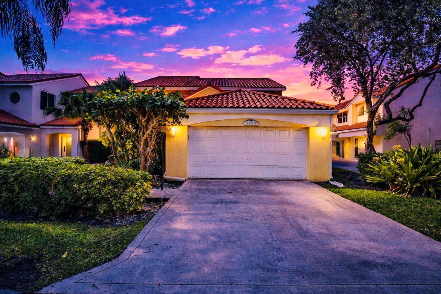 3130 N 38th Avenue, Hollywood FL 33021 photo 2