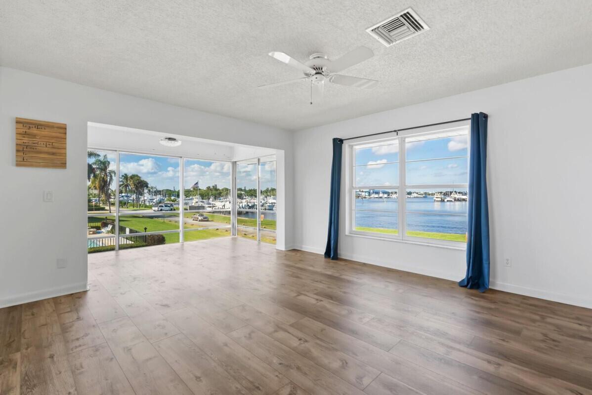 4726 SE Capstan Avenue # 4, Stuart FL 34997 photo 5