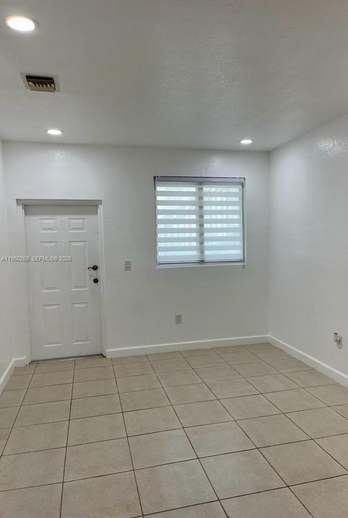 1651 SE 28th Ct # 105, Homestead FL 33035 photo 3