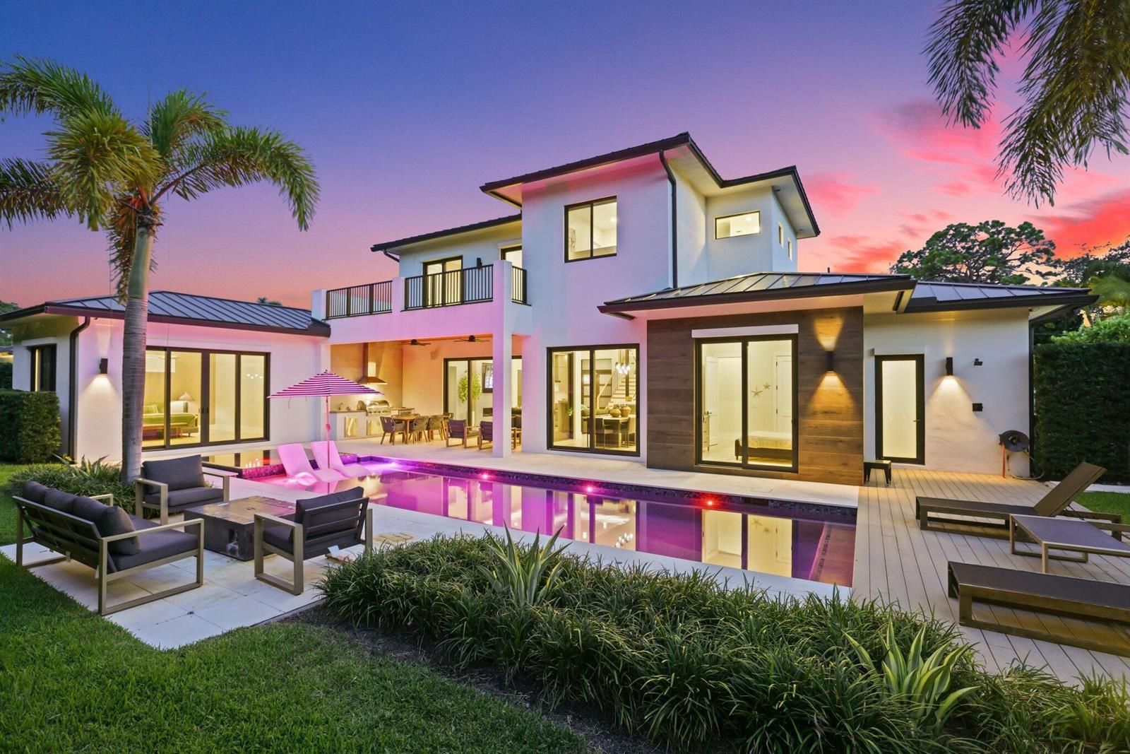 525 Whispering Pines Road, Boynton Beach FL 33435
