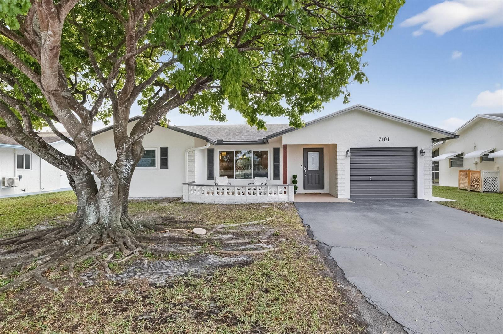 7101 NW 98th Terrace, Tamarac FL 33321 photo 2