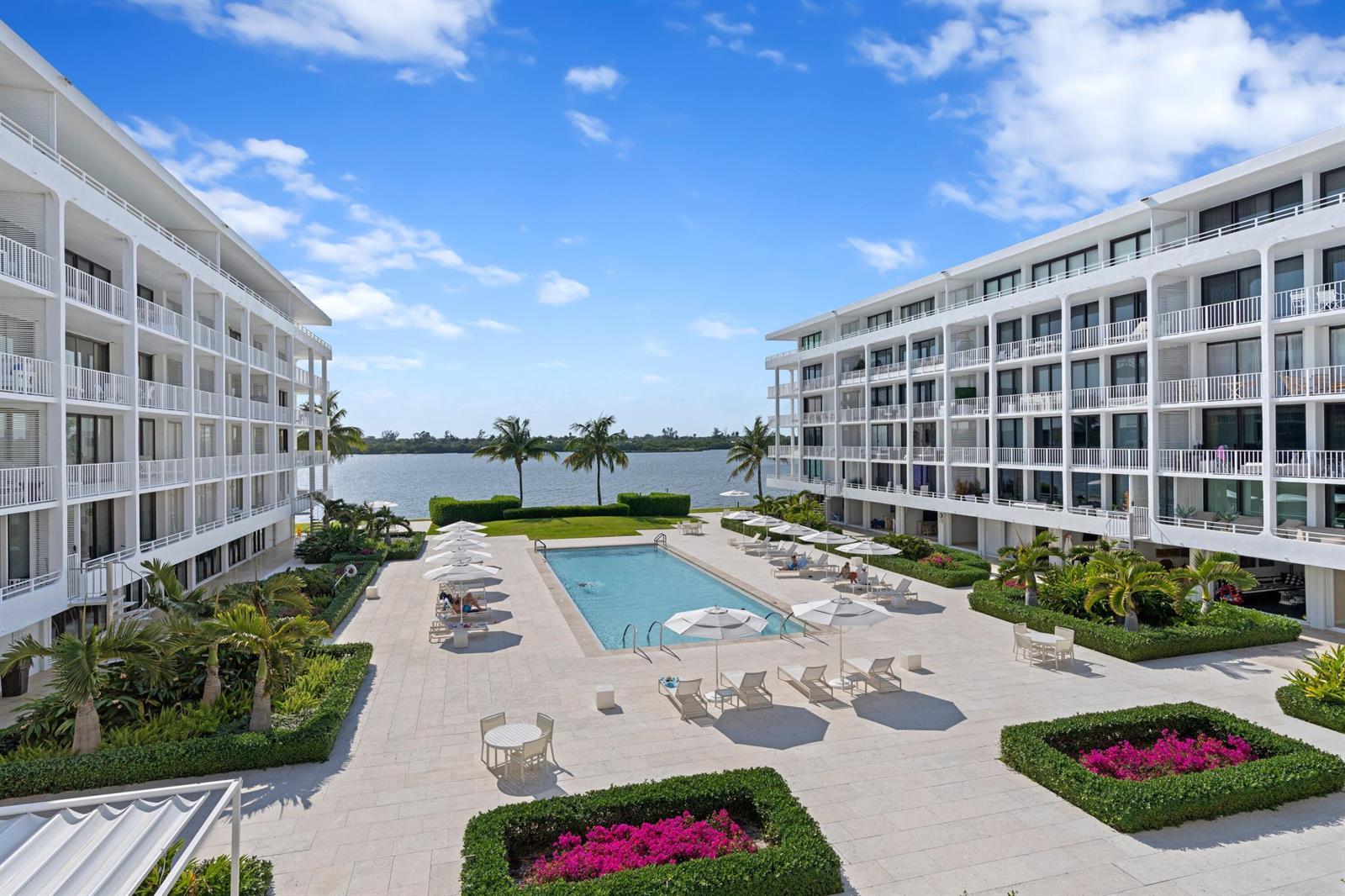 2784 S Ocean Boulevard, Palm Beach FL 33480 photo 2