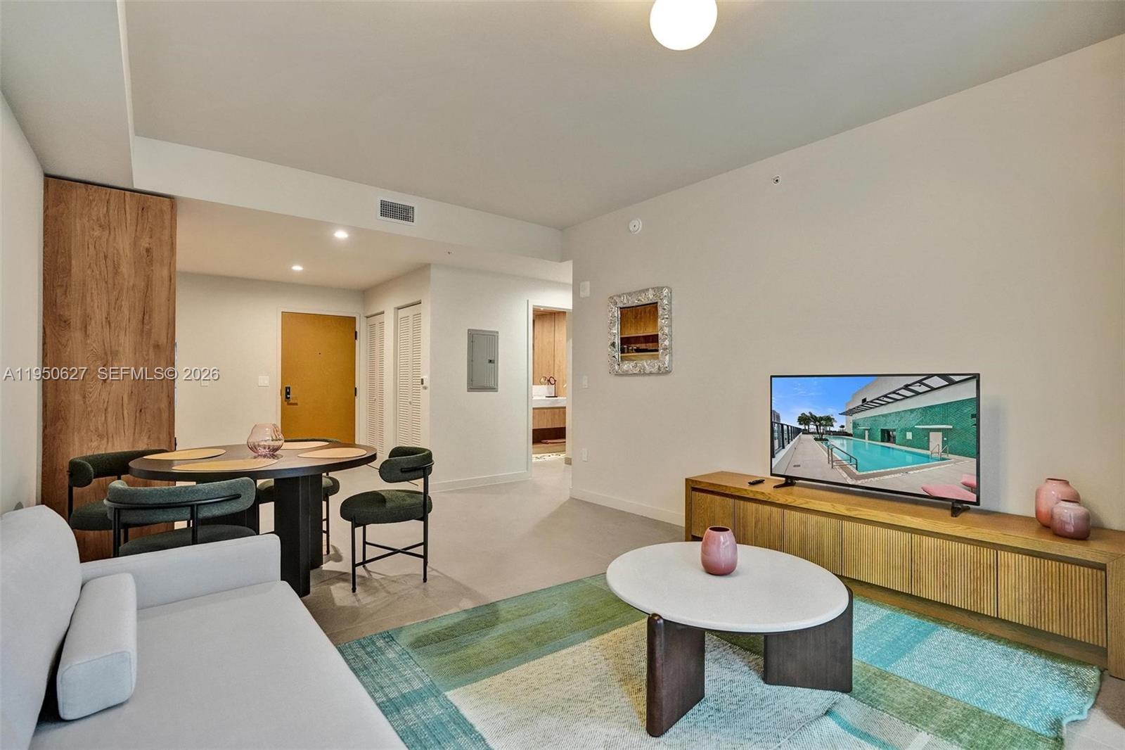 11 NE 6TH STREET # 712, Miami FL 33132 photo 2