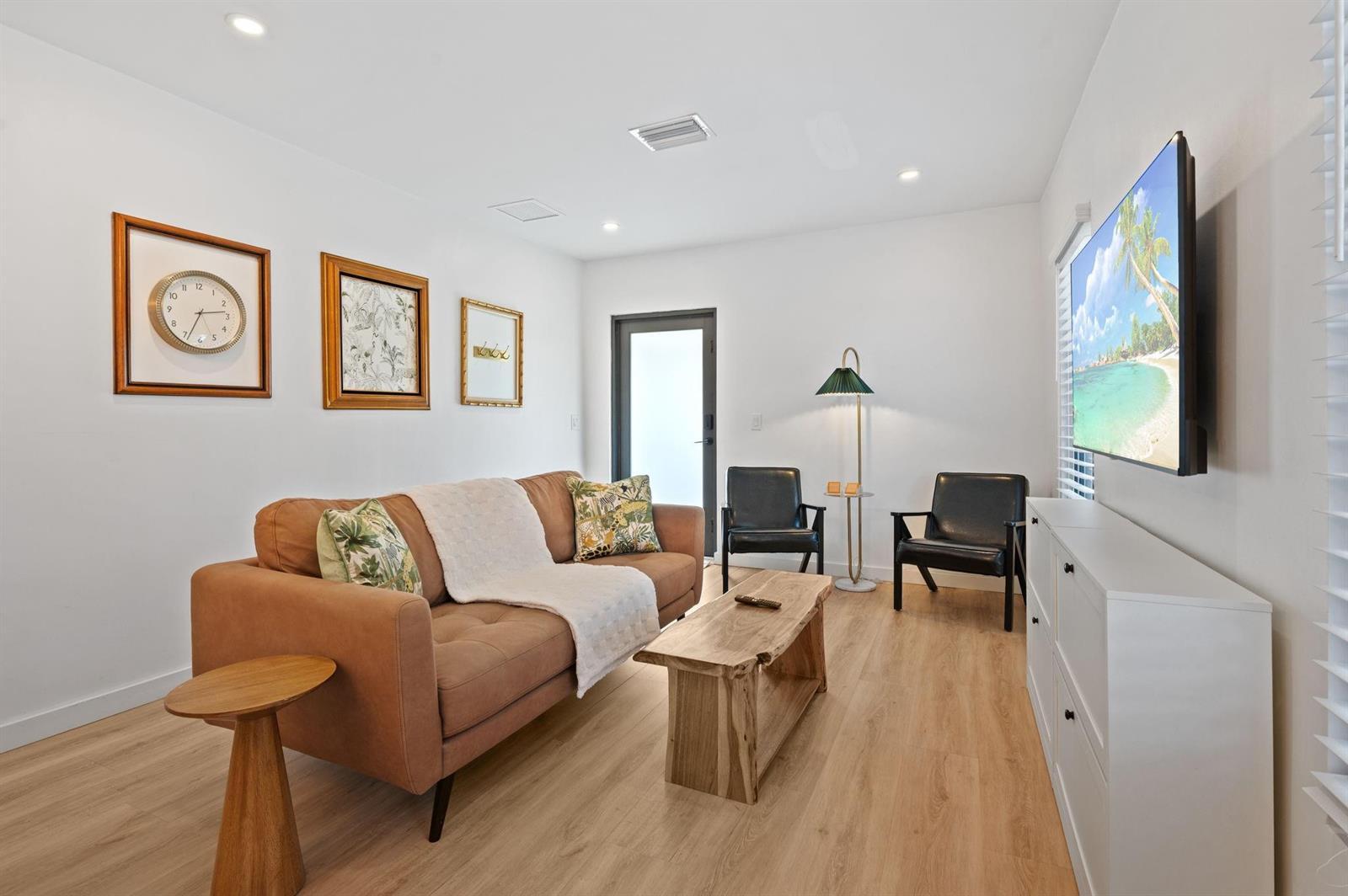 648 NE 16th Terrace, Fort Lauderdale FL 33304 photo 4