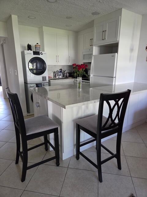460 Horizons W # 111, Boynton Beach FL 33435 photo 4