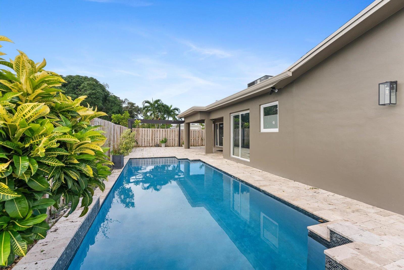 5412 Arthur Street, Hollywood FL 33021 photo 2