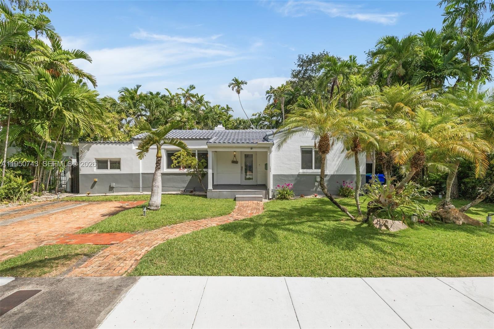 1643 Nethia Dr, Miami FL 33133 photo 5