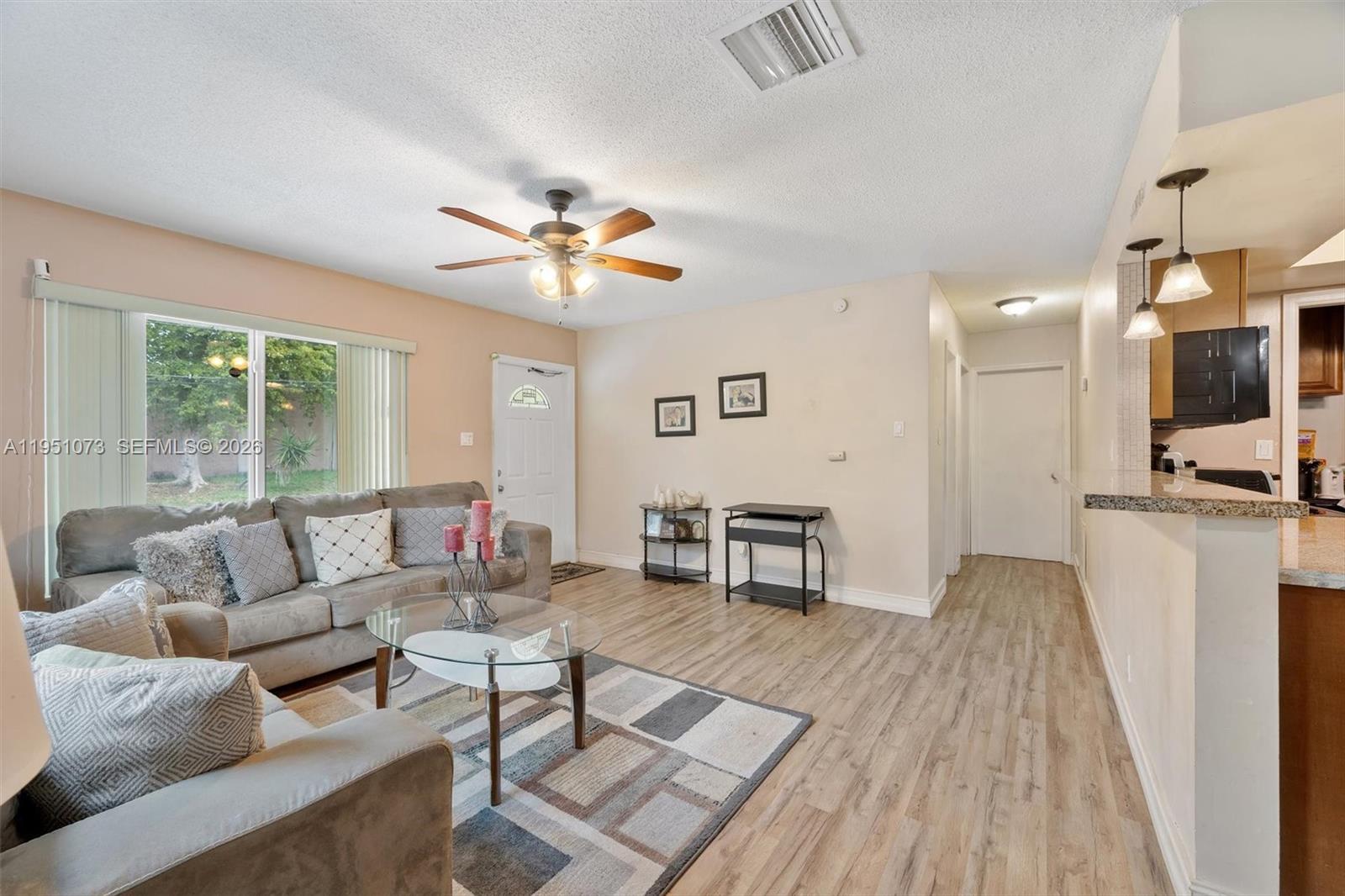 4714 NW 50th Ct, Tamarac FL 33319 photo 4