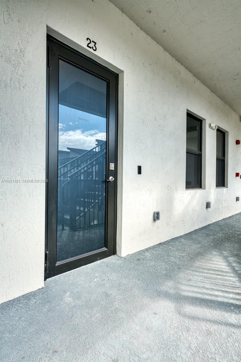 7831 NW 104th Ave # 23, Doral FL 33178 photo 2