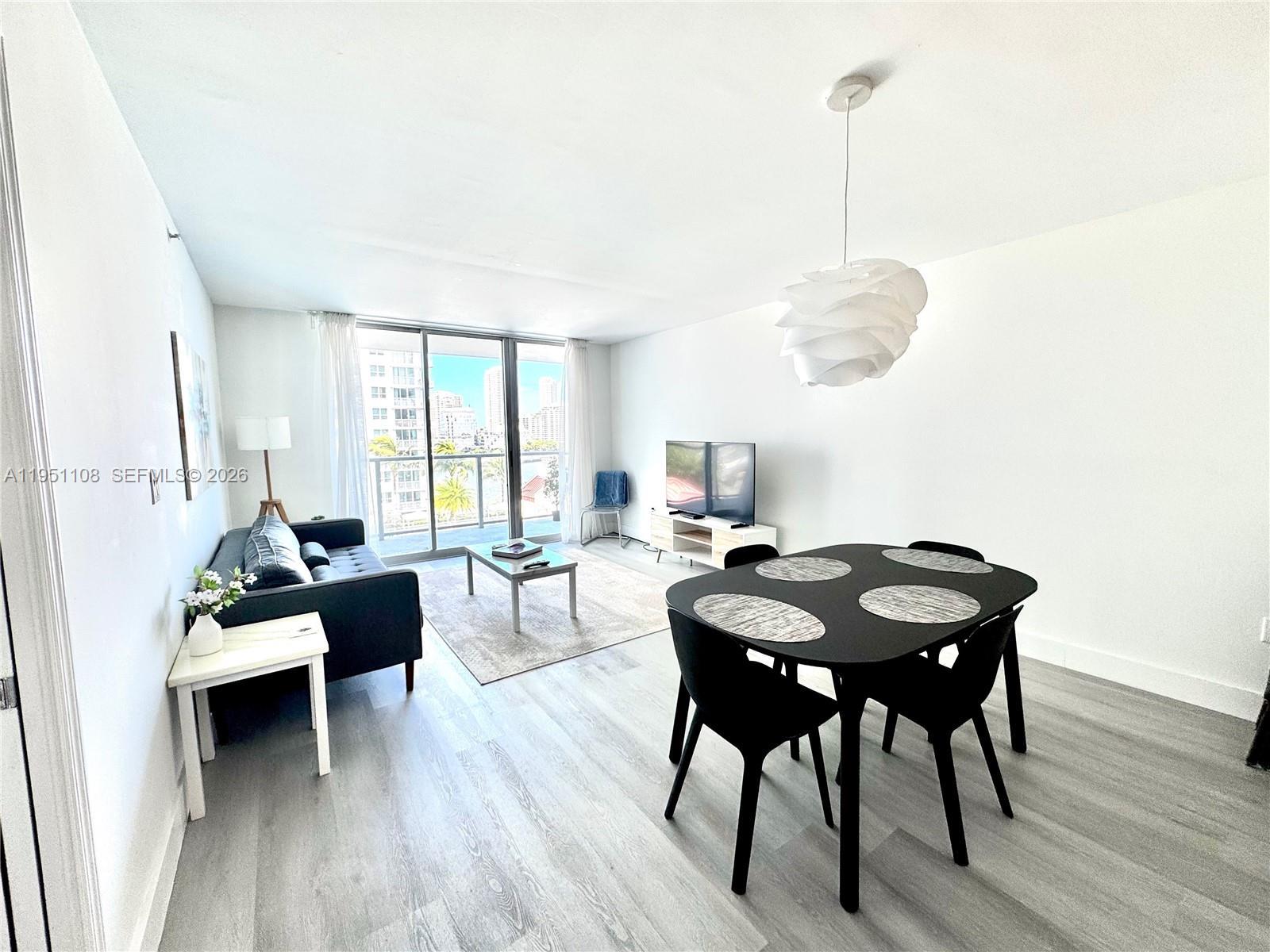 1155 Brickell Bay Dr # 906, Miami FL 33131 photo 5