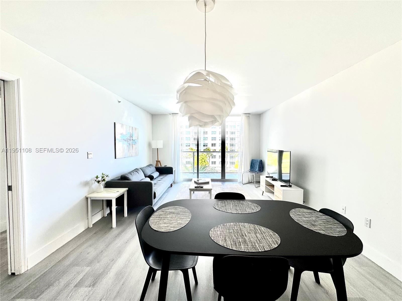 1155 Brickell Bay Dr # 906, Miami FL 33131 photo 4