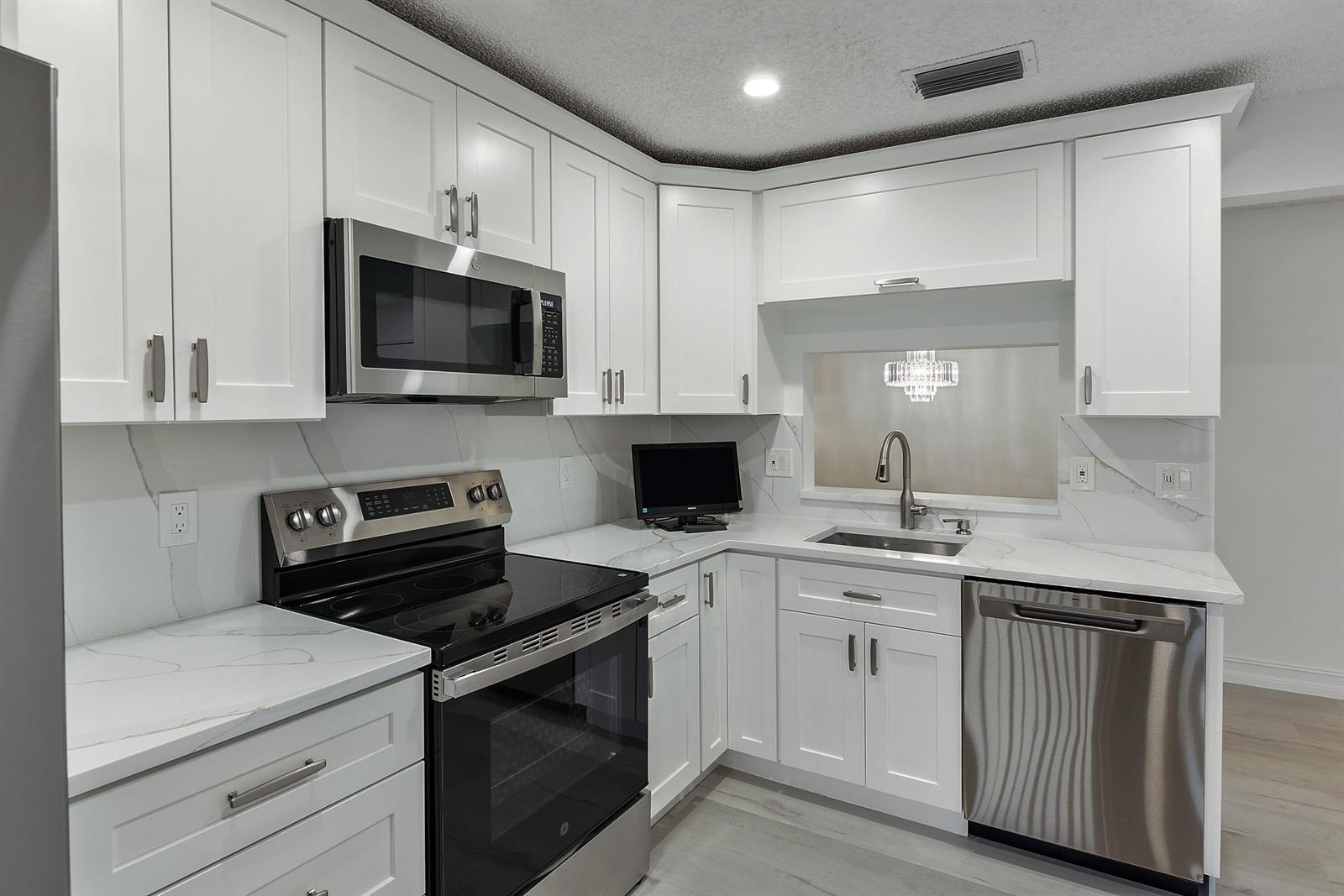 15342 Lakes Of Delray Boulevard # 98, Delray Beach FL 33484 photo 2