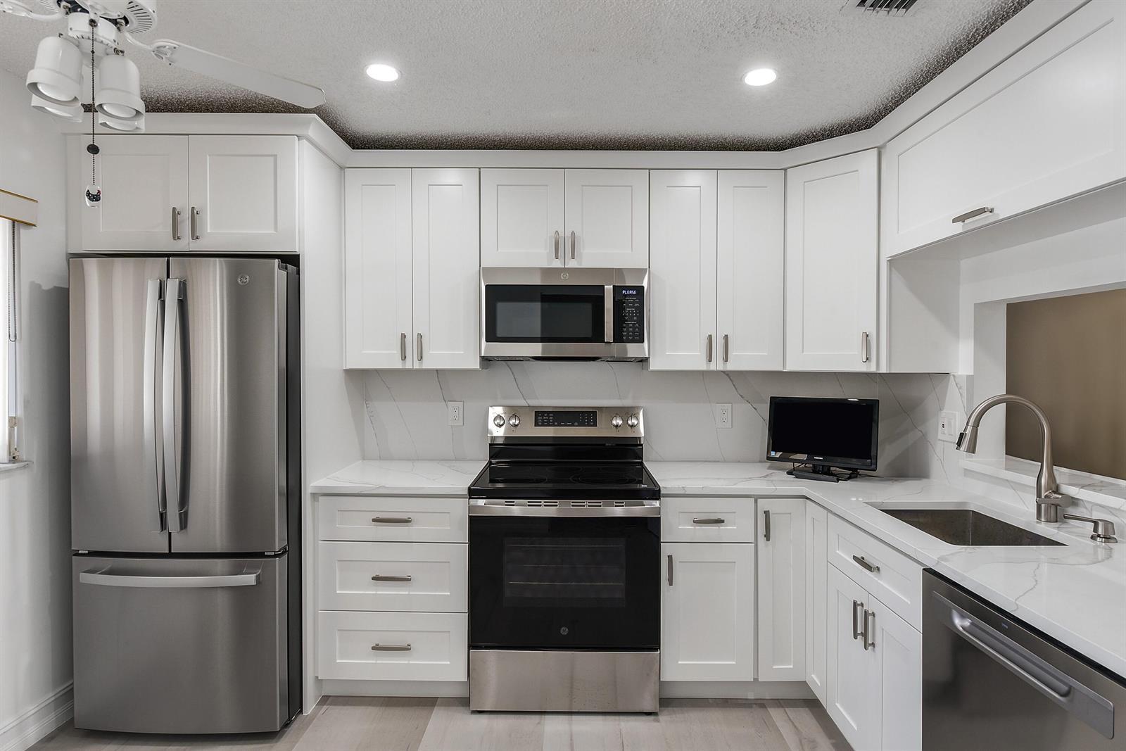 15342 Lakes Of Delray Boulevard # 98, Delray Beach FL 33484