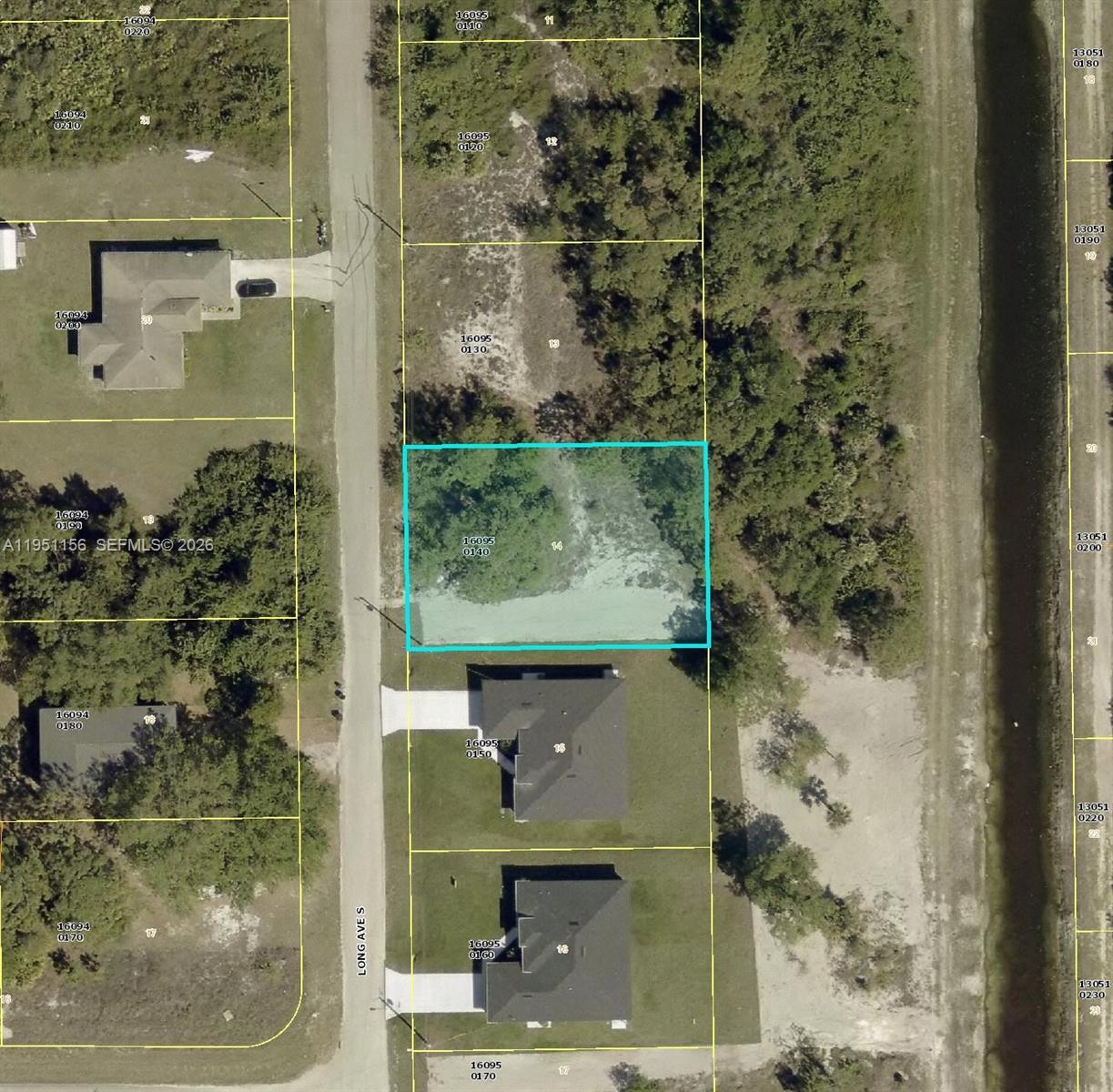 467 LONG AVE S, Lehigh Acres FL 33974