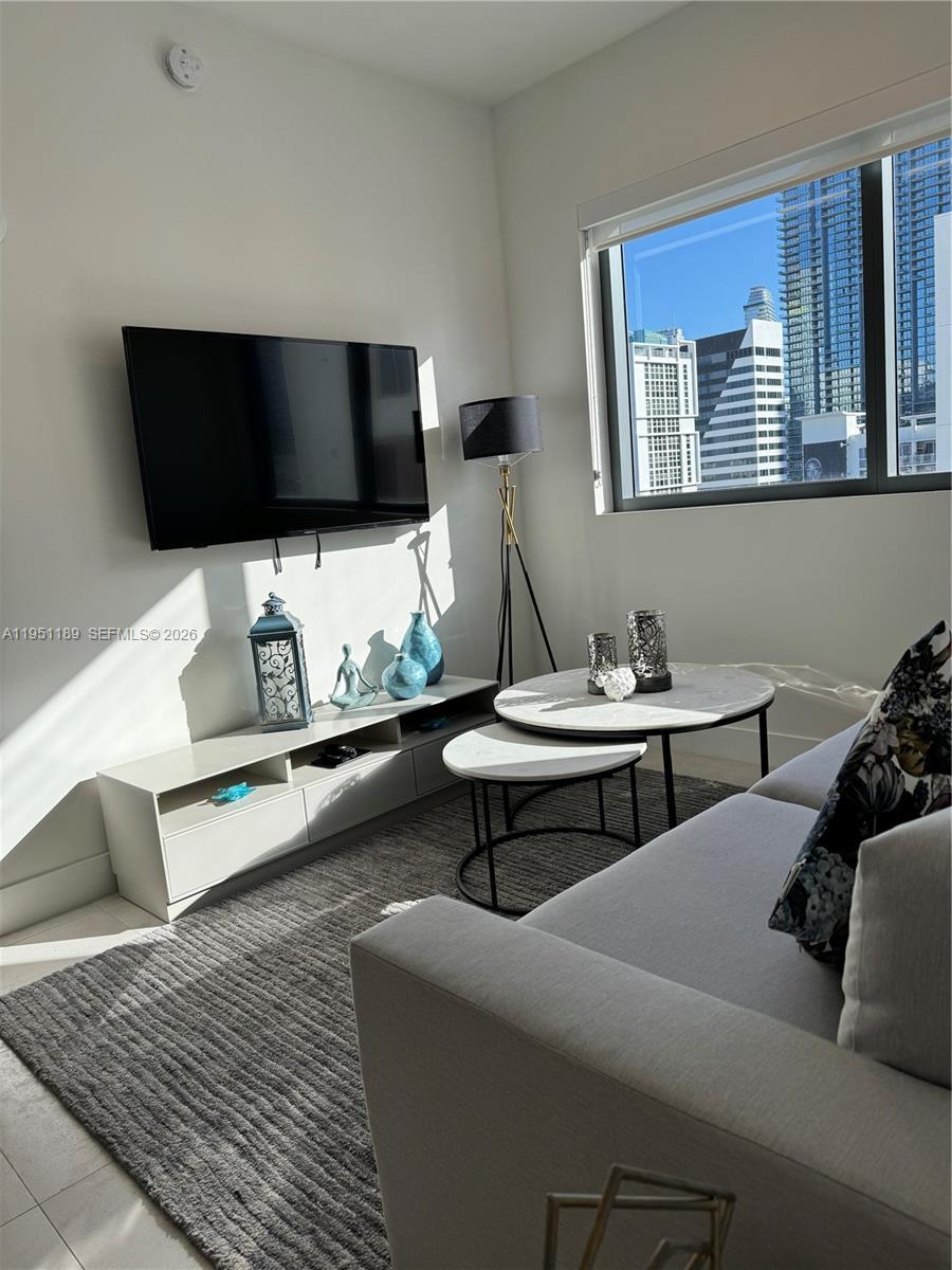 239 SW 9th St # 1405, Miami FL 33130 photo 3